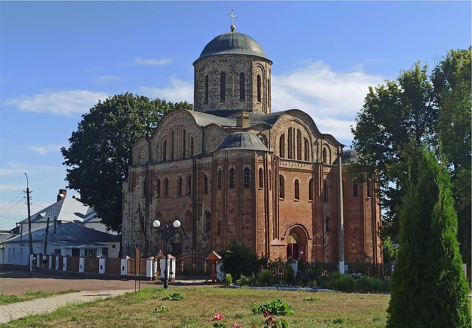 Photo: Name Surname or Source